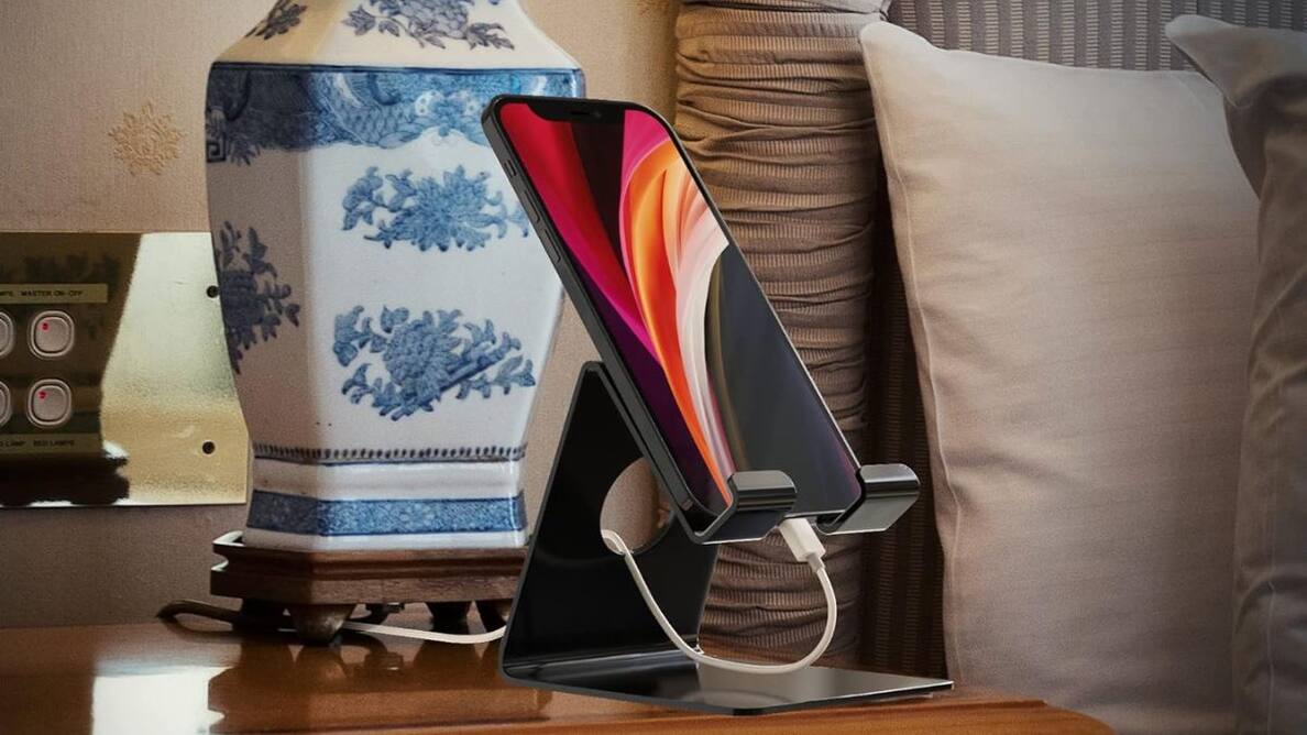 Amazon deals: Top offers on mobile phone holders