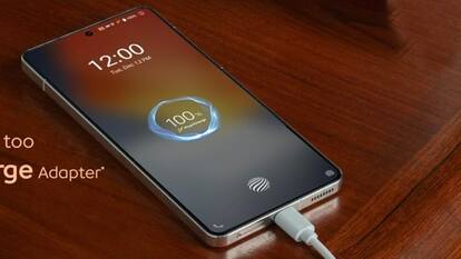 50MP कैमरा, 5000mAh बैटरी और 16GB RAM वाले iQOO 12 5G पर छूट, सस्ते में खरीदने का मौका