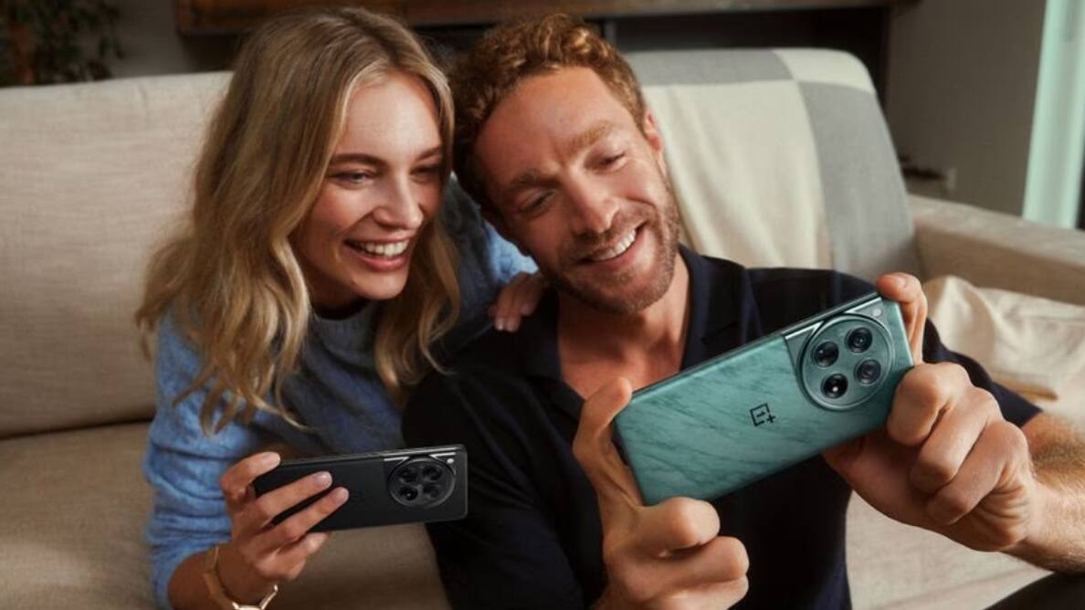 Amazon Smartphones Holi Store: कम दाम में खरीदें धाकड़ स्मार्टफोन, मिल रहा भारी डिस्काउंट