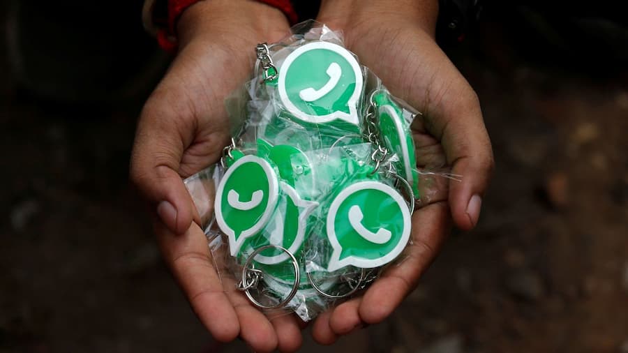 WhatsApp to soon let you post longer videos as status