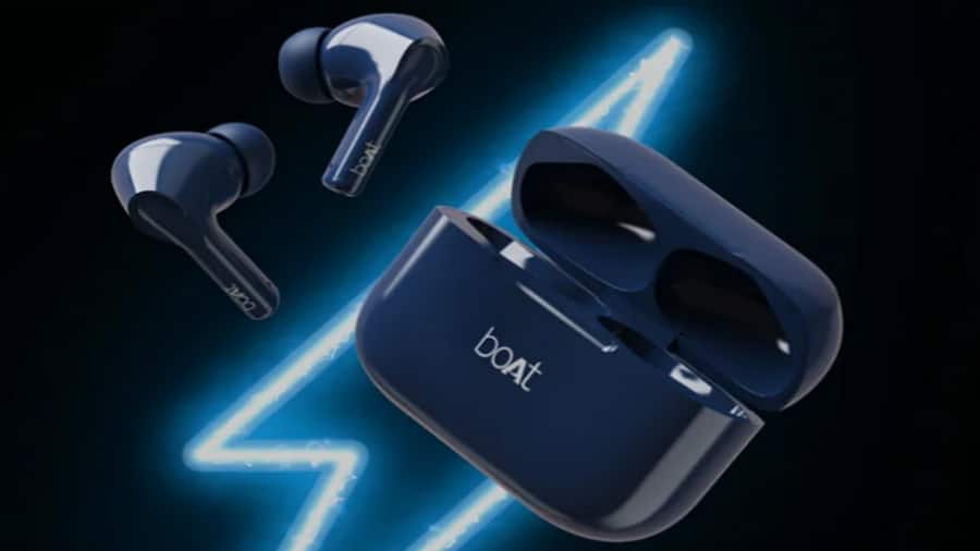 Boat Airdopes 161 -- Rs 999