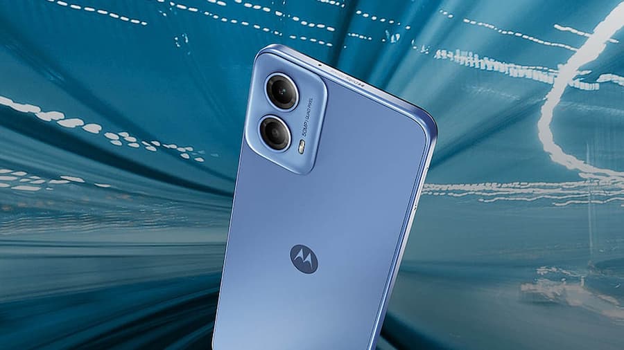 Motorola Moto G34 5G - Rs 9,999