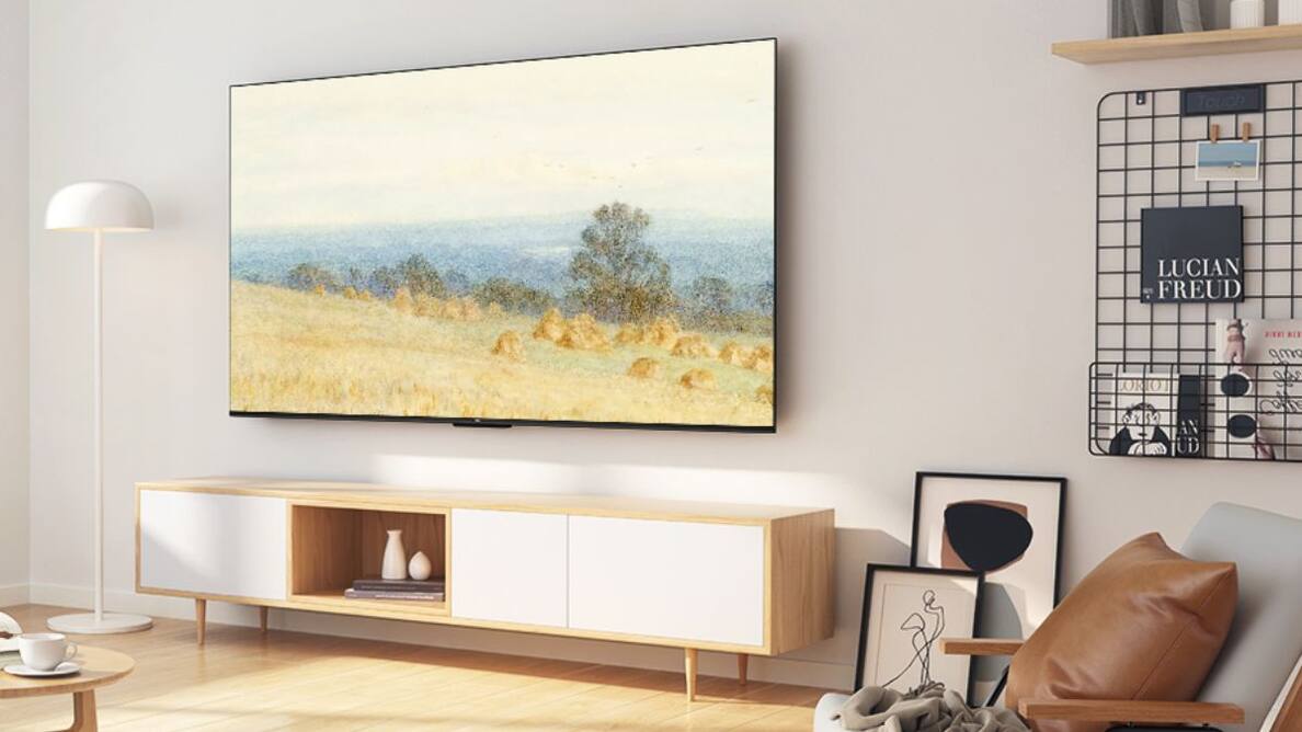 Amazon Grand Festive Sale: 65 इंच 4K टीवी की कीमतें हुई आधी, घर बैठे मिलेगा थिएटर वाला मजा