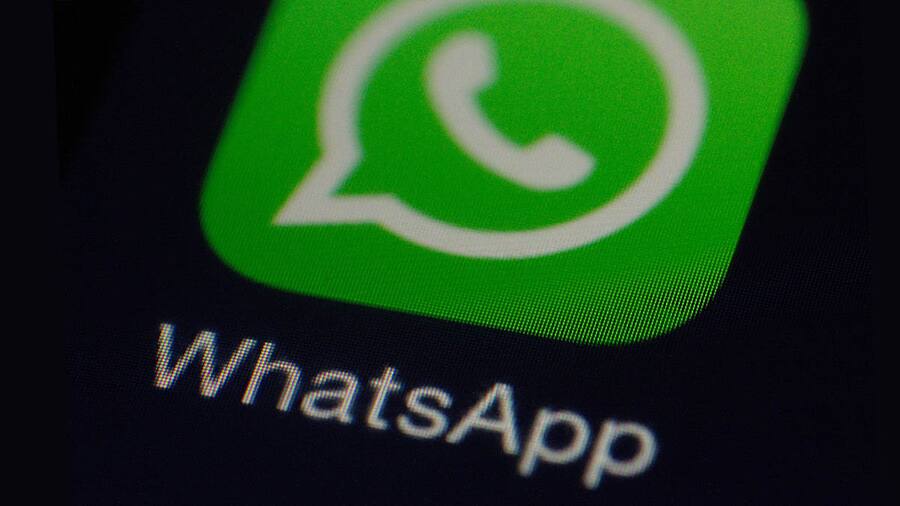 WhatsApp wants you to chat with people you've forgotten WhatsApp is working on a new feature.