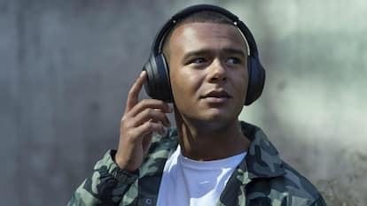 Amazon deals: Best offers on ANC headphones for under ₹20,000