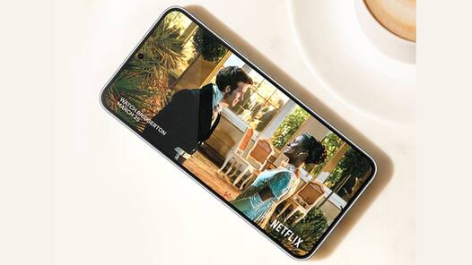 Samsung green line issue: Galaxy S22, S21 users get free screen replacement, here's how