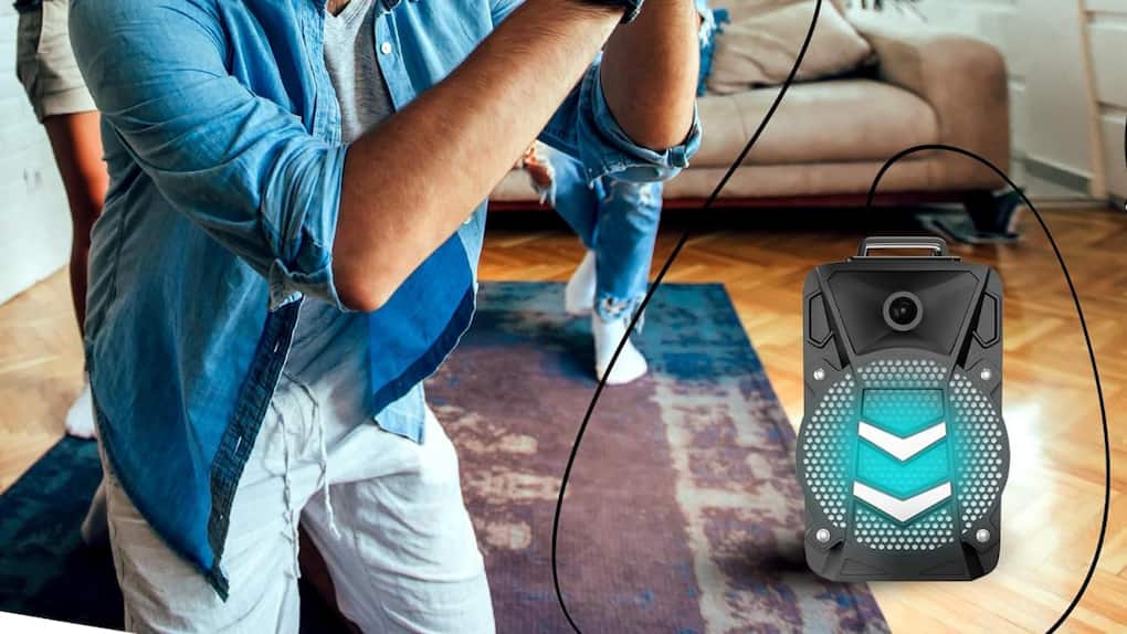 AmazonBasics Party Speaker