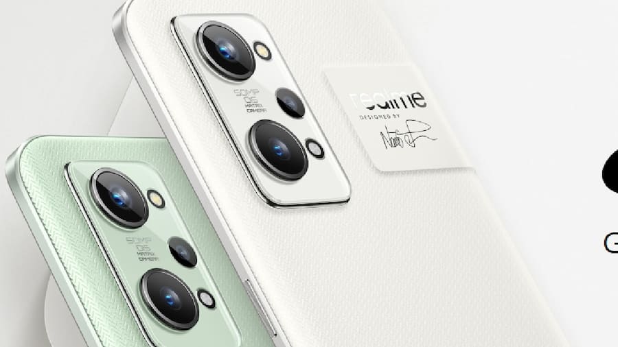 Realme GT 2 1