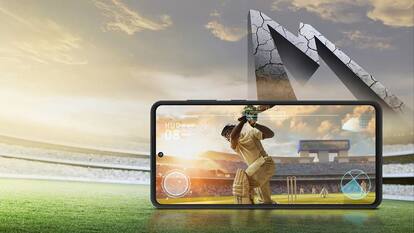 Amazon Sale: आज रात शुरू हो रही सेल, इन स्मार्टफोन पर मिलेगी तगड़ी डील