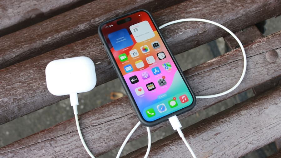 Top-up your iPhone’s battery when needed