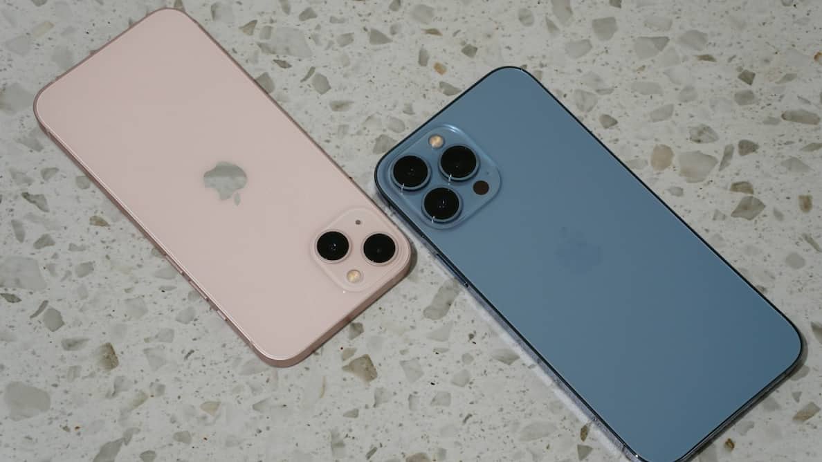 What is the Age of iPhone and How many years can it work in good condition?