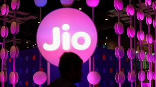 Jio AirFiber के सस्ते प्लान हुए लॉन्च, OTT सब्सक्रिप्शन के साथ मिलेगा सुपरफास्ट इंटरनेट