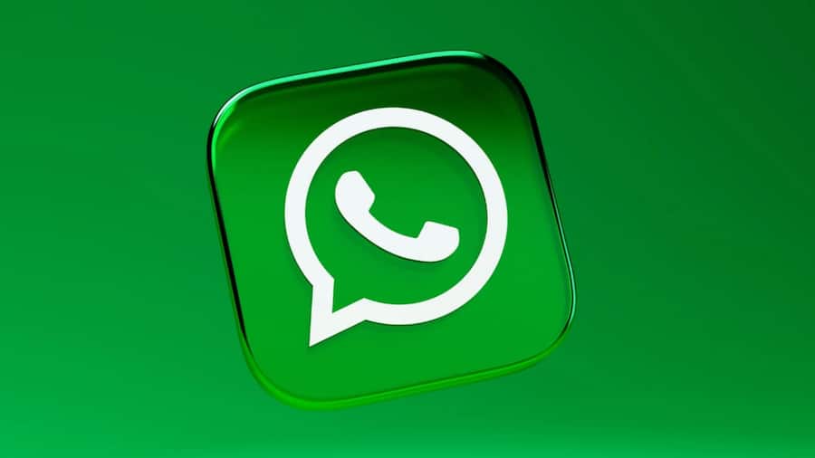 WhatsApp में आ रहा नया Calling Bar इंटरफेस, कॉलिंग करना होगा आसान Lottery scams