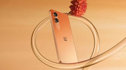 50MP कैमरा, 5500mAh बैटरी और 80W फास्ट चार्जिंग के साथ OnePlus Nord CE4 Lite 5G भारत में लॉन्च, देखें First Look