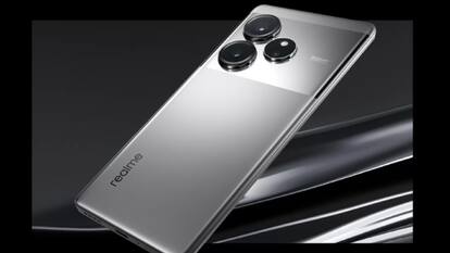 Smartphones Launch in India Next Week: Realme GT 6 से लेकर Motorola Edge 50 Ultra तक, भारत आ रहे ये फोन