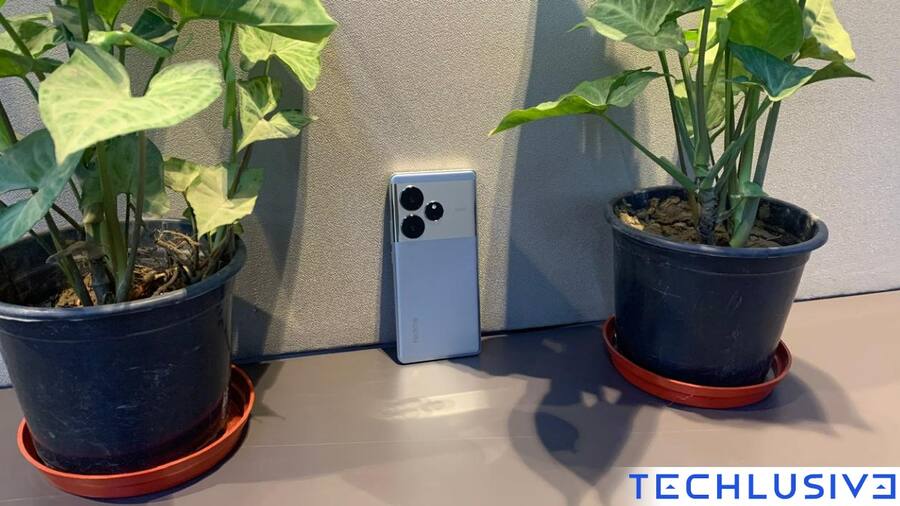 Realme GT 6 first impressions: Looks premium, feels premium Realme GT 6-1
