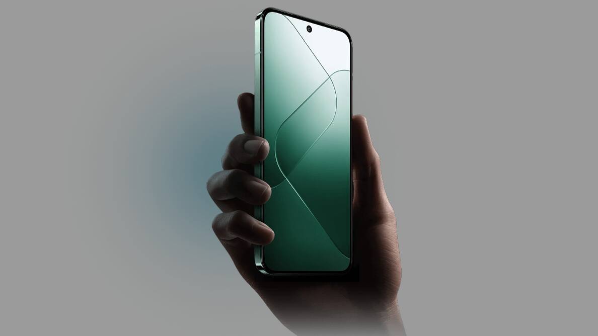 Amazon Grand Freedom Festival: Top 3 compact phones to buy right now