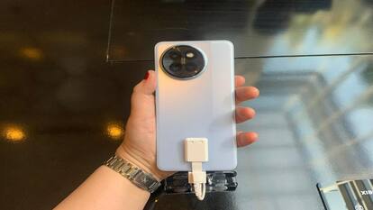 Xiaomi 14 Civi to go on sale in India today: Check price, discount offers