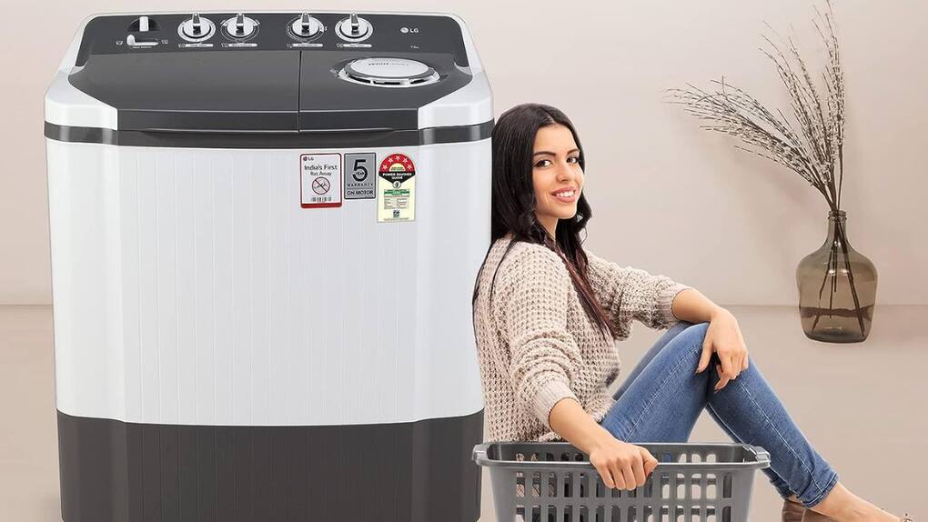 Amazon is offering washing machines at discounts.
