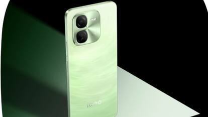 6000mAh बैटरी और AI कैमरे वाले iQOO फोन पर क्रेजी डील, 630 रुपये देकर लाएं घर