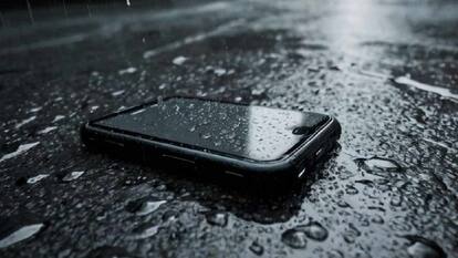 Amazon deals: Top water-resistant phones under Rs 30,000