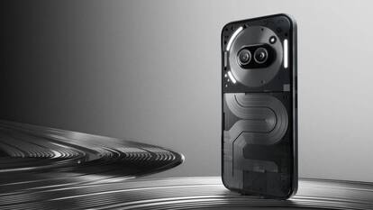 50MP बैक और 50MP सेल्फी कैमरा के साथ Nothing Phone 2(a) Plus भारत में लॉन्च हुए, तस्वीरों में देखें First Look