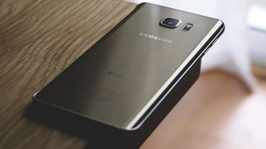 Amazon finds: Best Samsung smartphones to buy under Rs 20,000 Samsung Smartphone