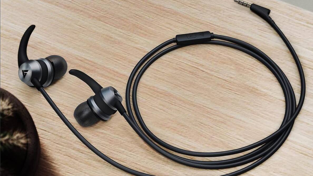 Amazon deals: Best offers on wired earphones under Rs 500