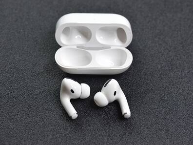 Apple will possibly release two new AirPods in the September event