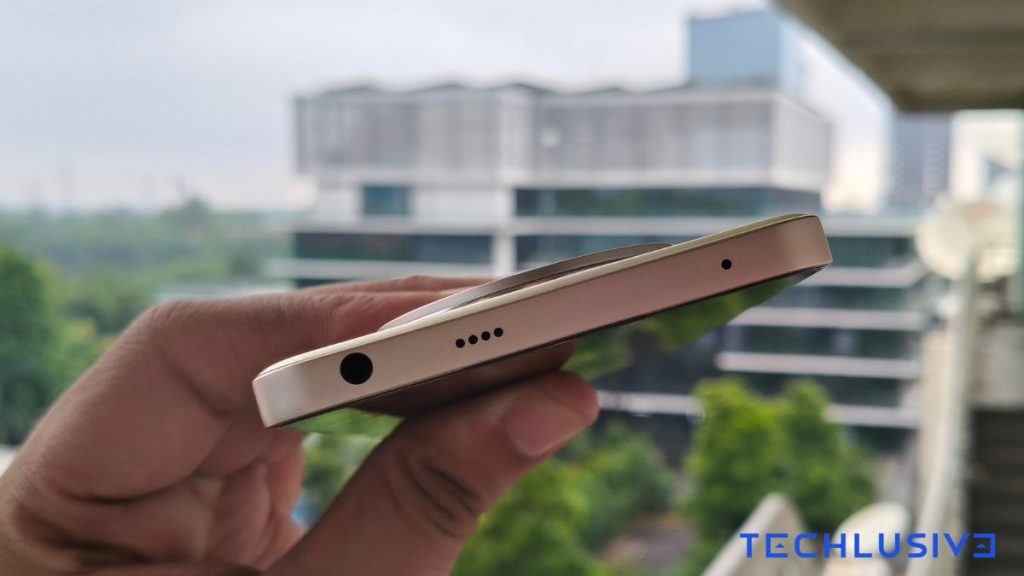Realme 13 plus headphone jack
