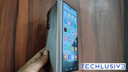 Samsung could drop a new Galaxy device on October 21; Probably Galaxy Z Fold SE