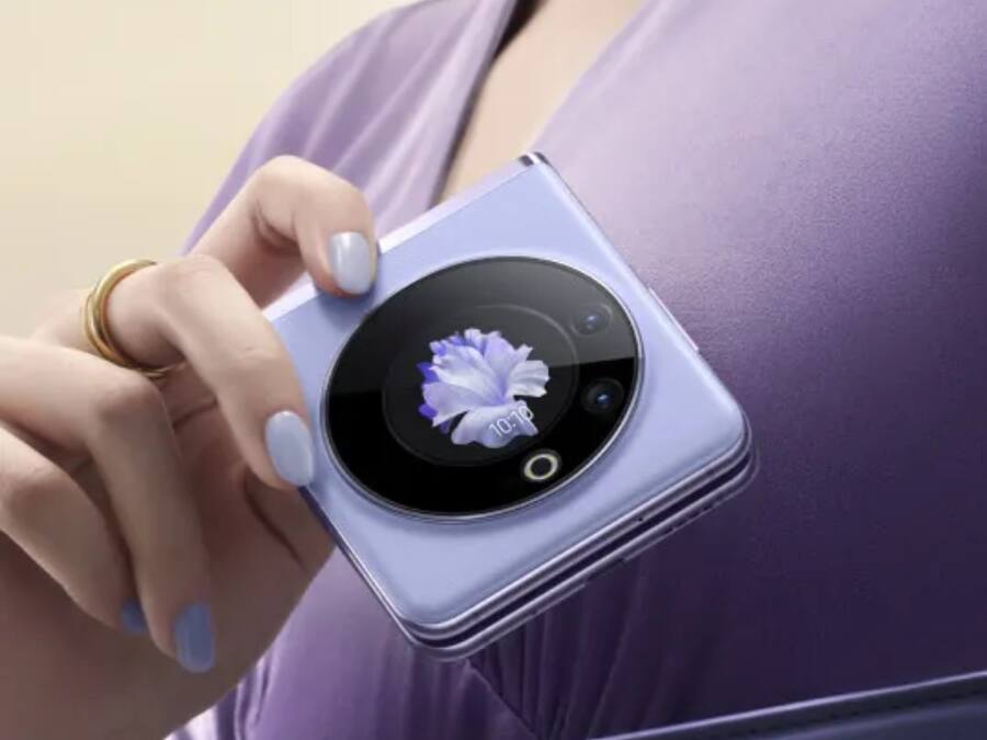 TECNO Phantom V Flip 5G (1)