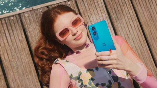 Smartphones Under 17,999 on Amazon: मात्र 17,999 रुपये में खरीदें नया स्मार्टफोन, Amazon पर गिरी कीमत