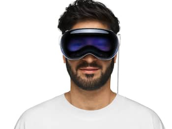 Apple Vision Pro With M5 Chip May Come In 2025: Vision Air, Smart Glasses - Apple Roadmap Till 2028