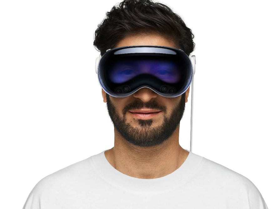 Apple Vision Pro With M5 Chip May Come In 2025: Vision Air, Smart Glasses - Apple Roadmap Till 2028