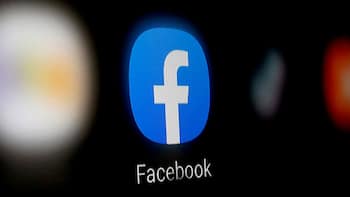 How to enable dark mode in Facebook app