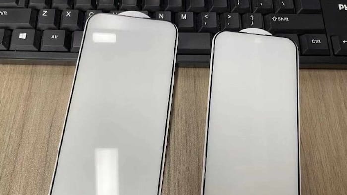 iPhone 16 Pro screen protectors (via Majin Bu)