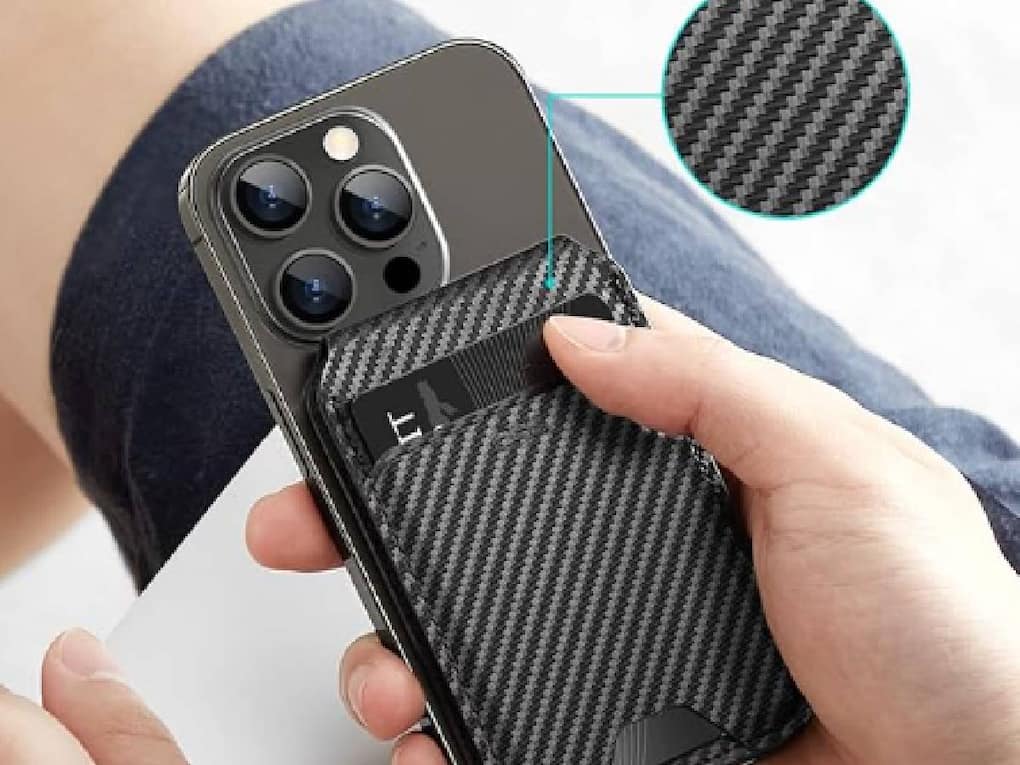 ESR Magnetic Wallet, Compatible with MagSafe Wallet