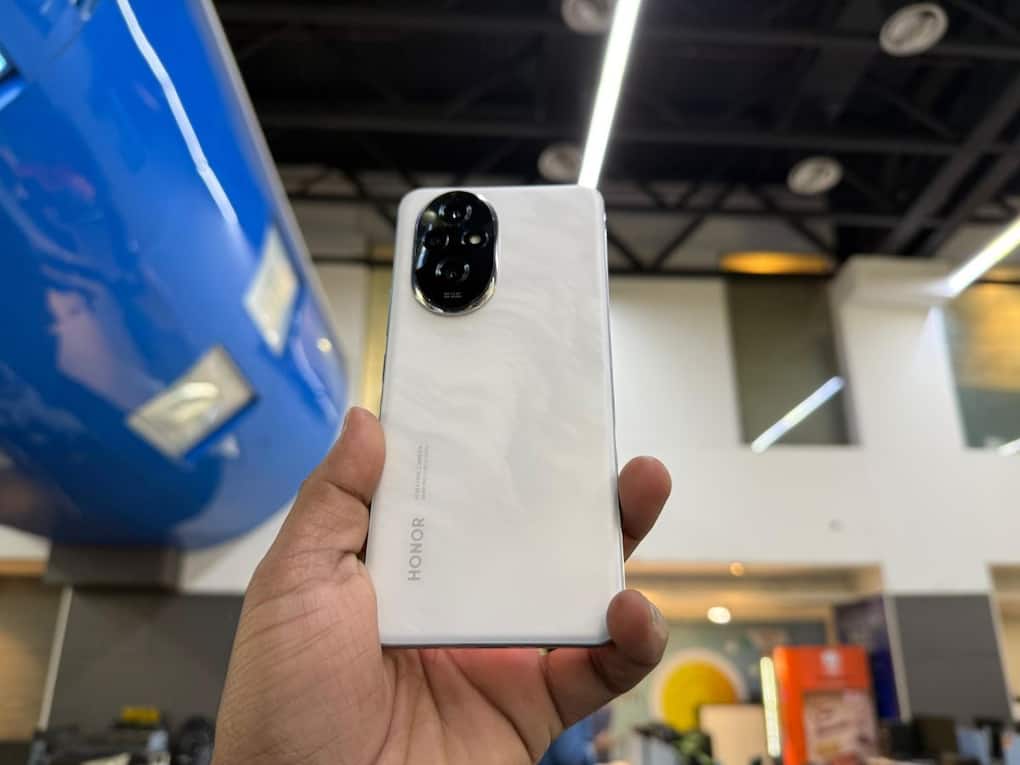 Honor 200 5G