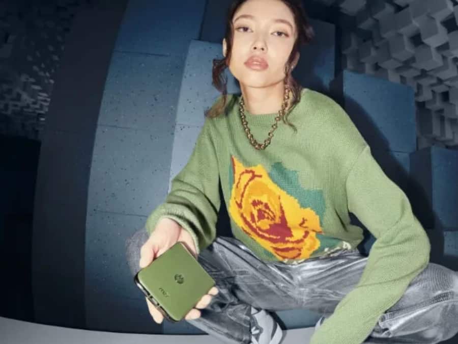 Motorla Razr 50 Neww (3)