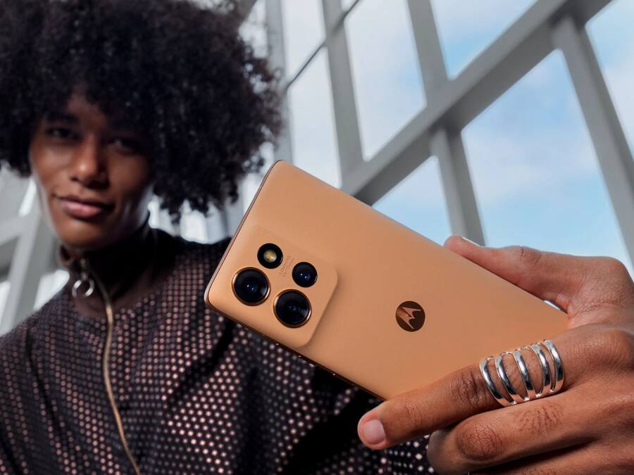 Motorola Edge 50 (1)