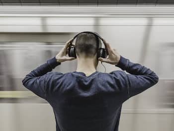Your Bluetooth Speaker Or Earbuds Could Be Spying On You! Indian Govt Has Issued HIGH Risk Warning