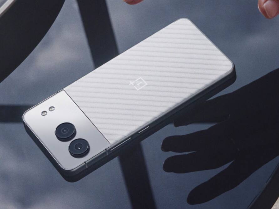 Amazon Electronics Festive Sale: सेल में OnePlus व Samsung 5G फोन के गिरे दाम, सस्ते में खरीदने का बढ़िया मौका