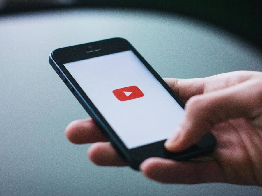 YouTube लेकर आ रहा खास AI टूल, डीपफेक वीडियो पर लगेगी लगाम YouTube