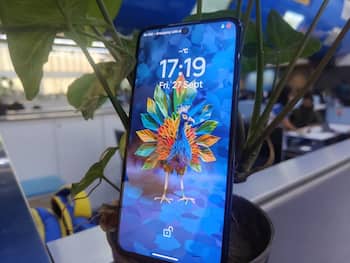 HMD Crest Review: Budget Phone with clean Android and no performance issues