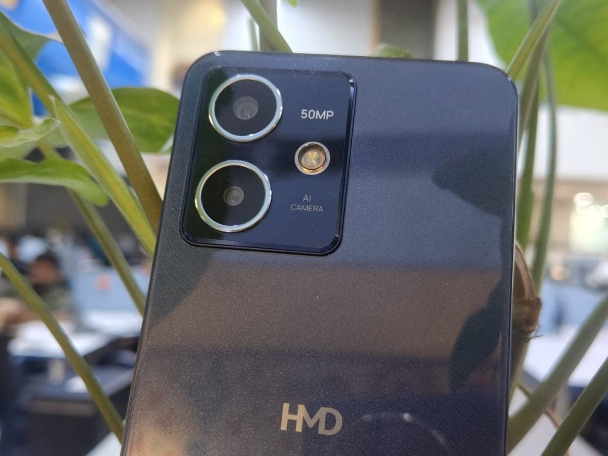 HMD Crest camera review