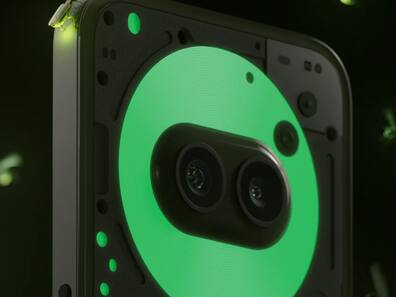 Nothing लाया अंधेरे में चमकने वाला खास स्मार्टफोन, जानें कीमत और फीचर्स