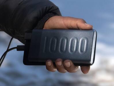 Amazon Dhanteras Sale: मात्र 699 रुपये में खरीदें 10,000mAh बैटरी वाले पावर बैंक