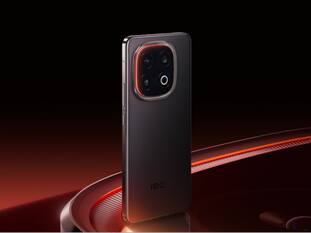 32MP सेल्फी कैमरा, 6150mAh बैटरी और 120W फास्ट चार्जिंग के साथ iQOO 13 लॉन्च, तस्वीरों में देखें First Look