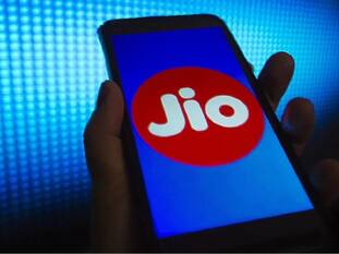 Jio यूजर्स की मौज, 168GB हाई-स्पीड डेटा के साथ Free में मिलेगा Netflix
